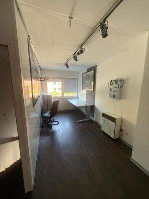 Büro Obergeschoss.jpg