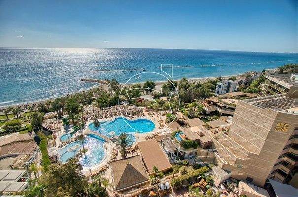 633820-high-rise-apartment-for-sale-in-agios-tychonas_full.jpg