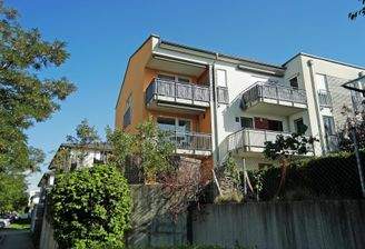 sonniger Westbalkon