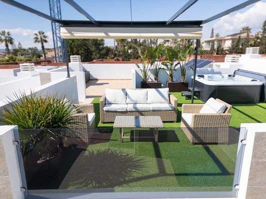Detached Villas with Private Pools in La Marina Alicante