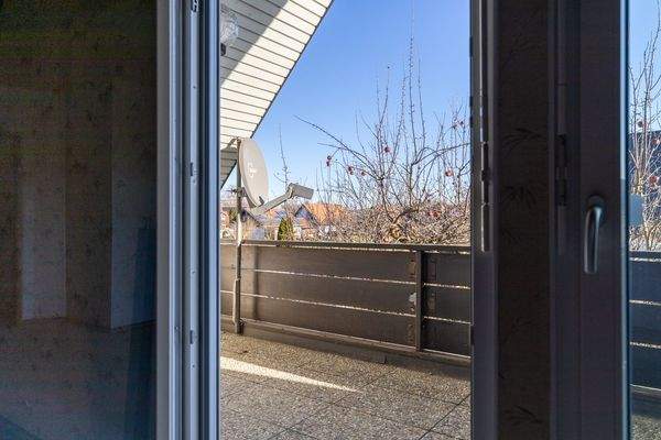 Handwerker-Projekt zur Renovierung (OKAL-Fertighaus mit PV-Anlage)