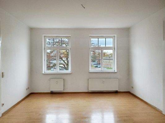 Zimmer2 (Durchgang)(1).jpg