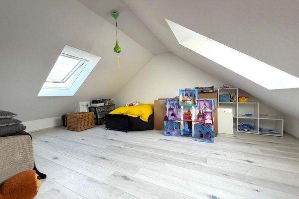 Zimmer im Dachboden