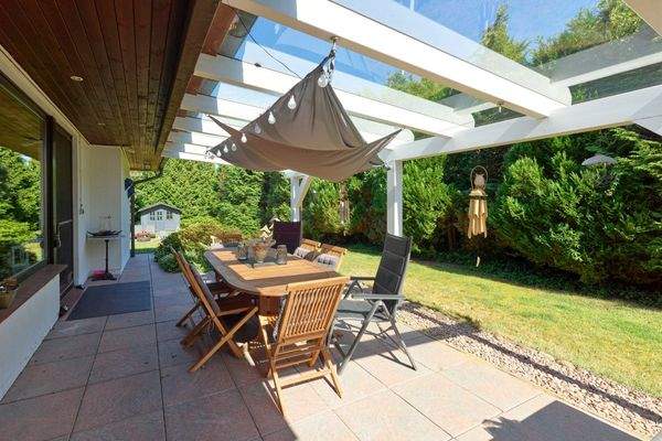 Überdachte Terrasse