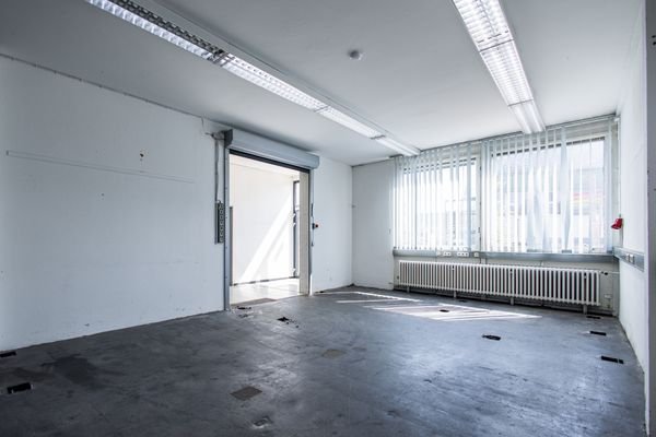 Weitere Arbeits-/Lagerfläche - EG