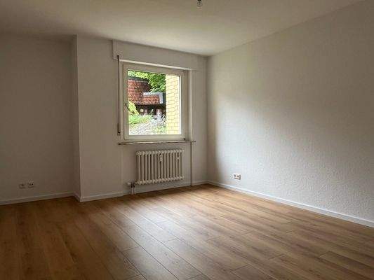 geräumiges Schlafzimmer