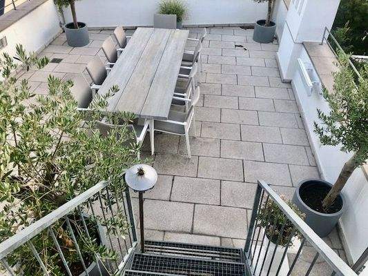 erste Terrasse