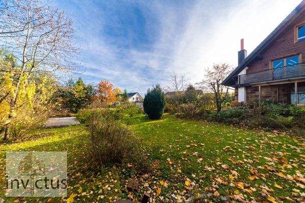 Aussenbereich + Grundstück