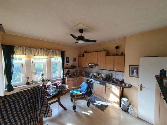 OG Küche weitere Ansicht.jpg