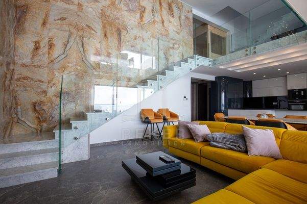 Galerie: Loggia mit unvergleichbarem Meerblick