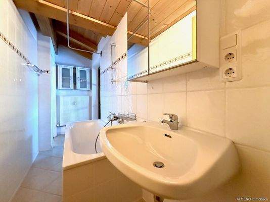 Wohnfreude pur unter einem großen Dach (18)