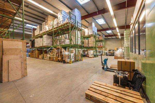 Lager/Produktionsfläche