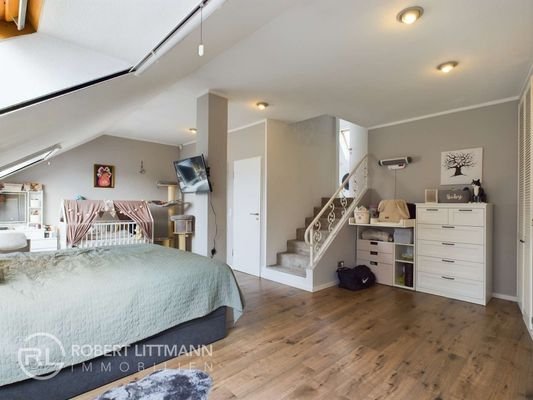 Schlafzimmer (Wohnung 1)