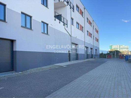 Zufahrt zur Freifläche