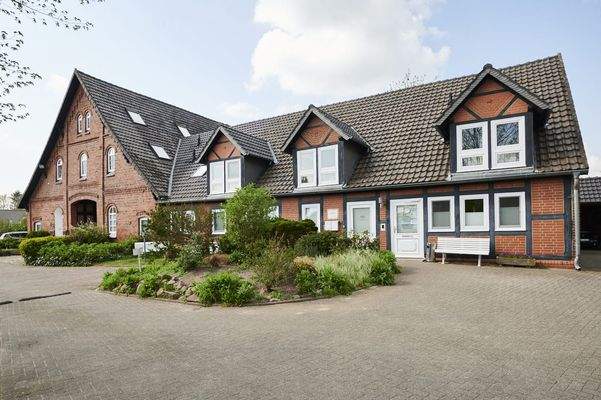 Bauernhaus Ansicht seitlich von vorne_3