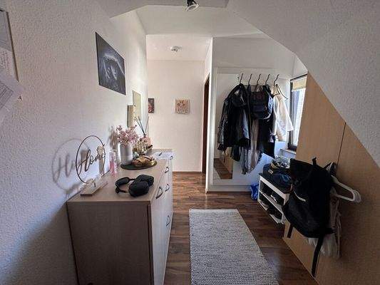 Eingangsbereich (DG rechts)