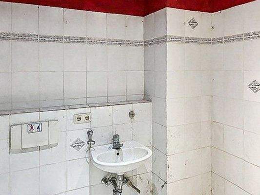 Badezimmer Ansicht II