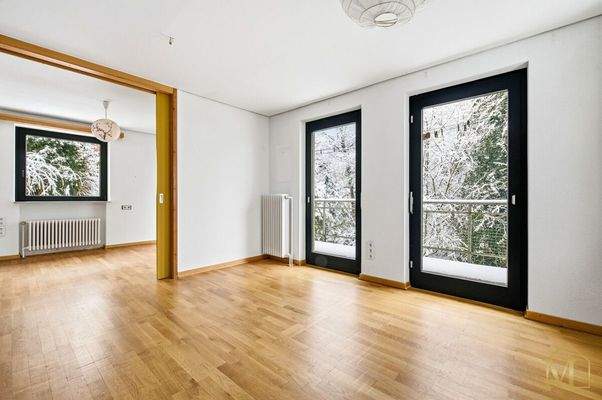 Schlafzimmer mit Balkonzugang WE 1