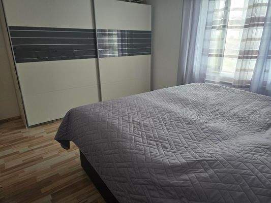 Schlafzimmer (2).jpg