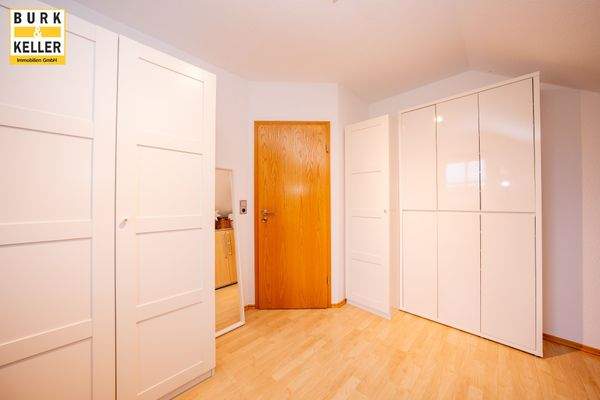 Ankleide-Schlafzimmer_