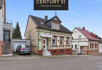 Straßenansicht des Hauses