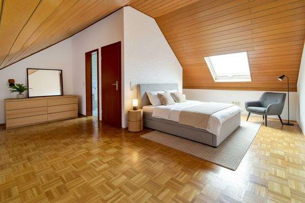 Studio oben illustriert