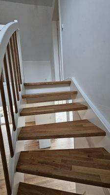 Treppe Blick zum OG.jpg