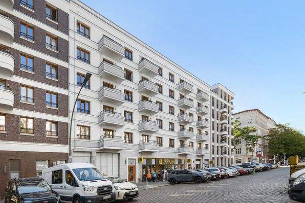 backbone_510820-A_034_WEB