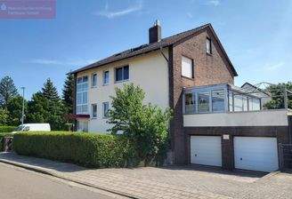 Wintergarten/Doppelgarage rechts