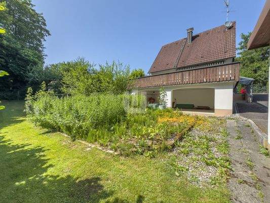 Grundstück mit Altbestand