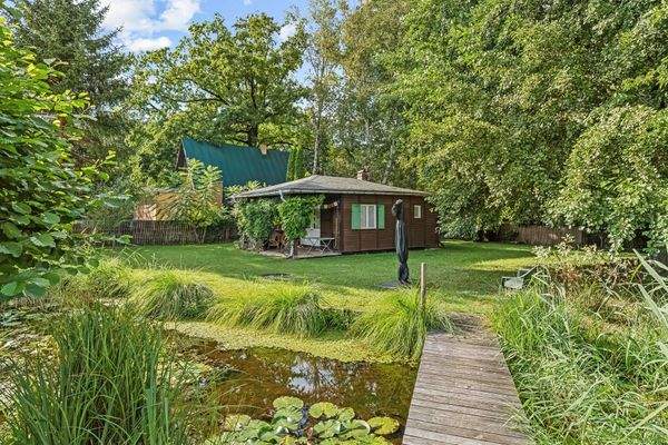 Blick von vorgelagerter Insel