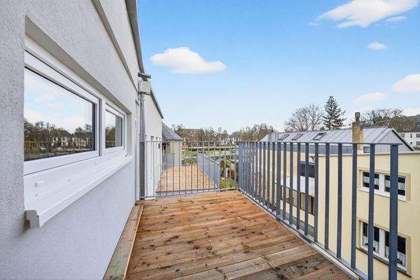 Zwei Balkone mit Weitblick