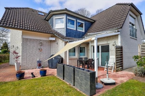 überdachte Terrasse