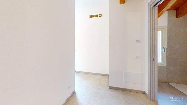 NA-072-15-Villetta-a-Calcinato-BS-Bedroom-Defurnis