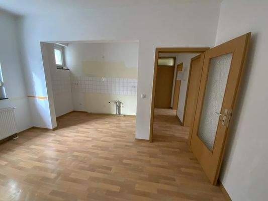 Esszimmer und Küche