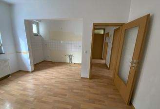 Esszimmer und Küche