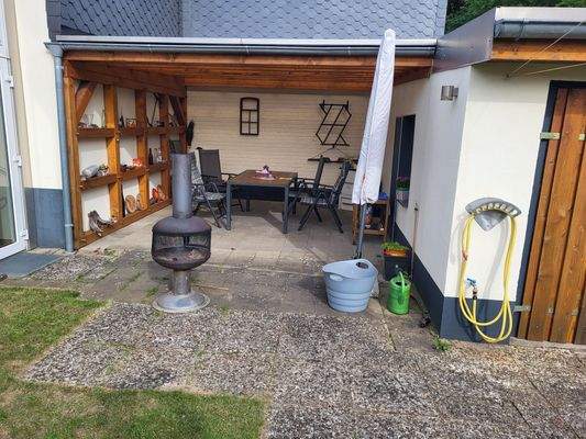  überdachter Freisitz