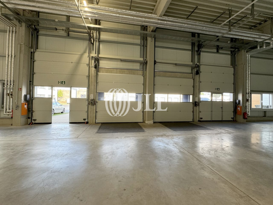 Innenansicht Andienung - JLL