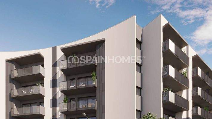 Flats in a Central Location near Costa Brava in Girona