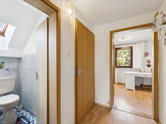 WC und Flur DG