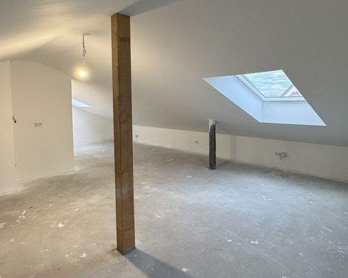 ausgebautes Dachstudio (Nutzfläche)