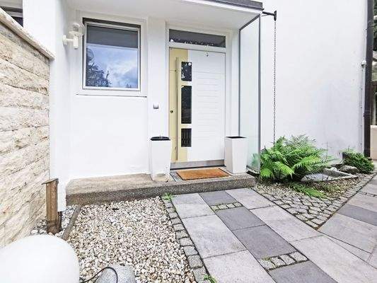 Moderner Hauseingang