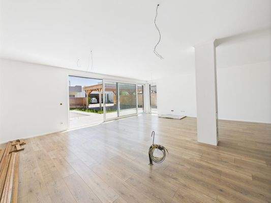 Wohn- und Essbereich 4