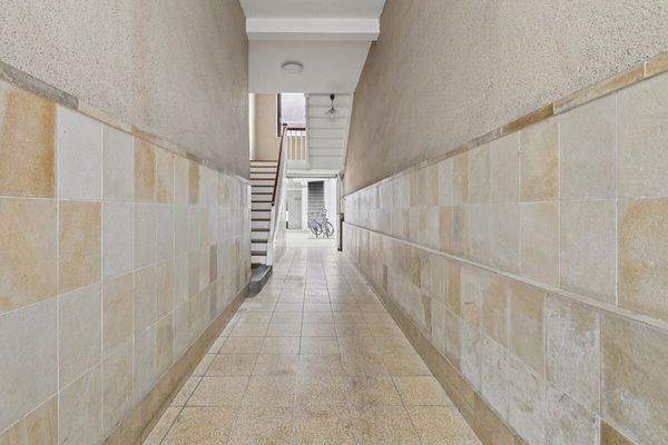 Vorderhaus Eingangsbereich (1)