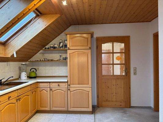 Küche mit Essbereich - DG