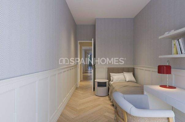 Renovated Flat in a Prime Location in Eixample Barcelona