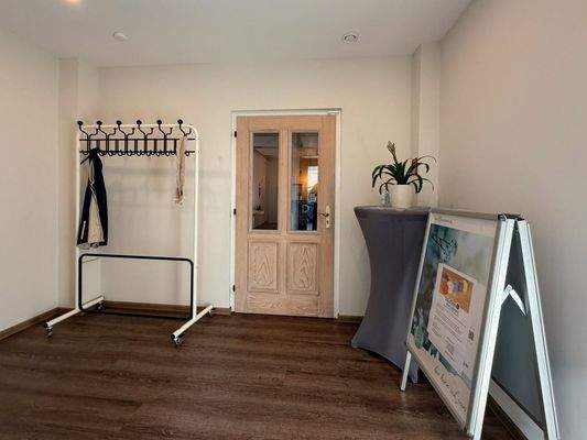 EG Gewerbeeinheit 2 Eingangsbereich