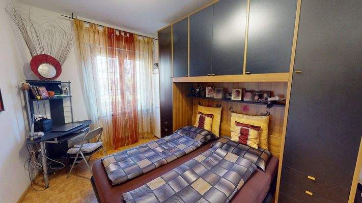 Meran-Merano-Trilocale-Dreizimmerwohnung-in-vendita-vendesi-zu-verkaufen-Balkon-balcone