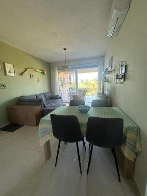 Kreta, Maleme: Erdgeschosswohnung zu verkaufen, nur wenige Schritte vom Strand entfernt