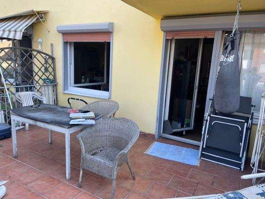 Dachterrasse einer Wohnung im 1.OG